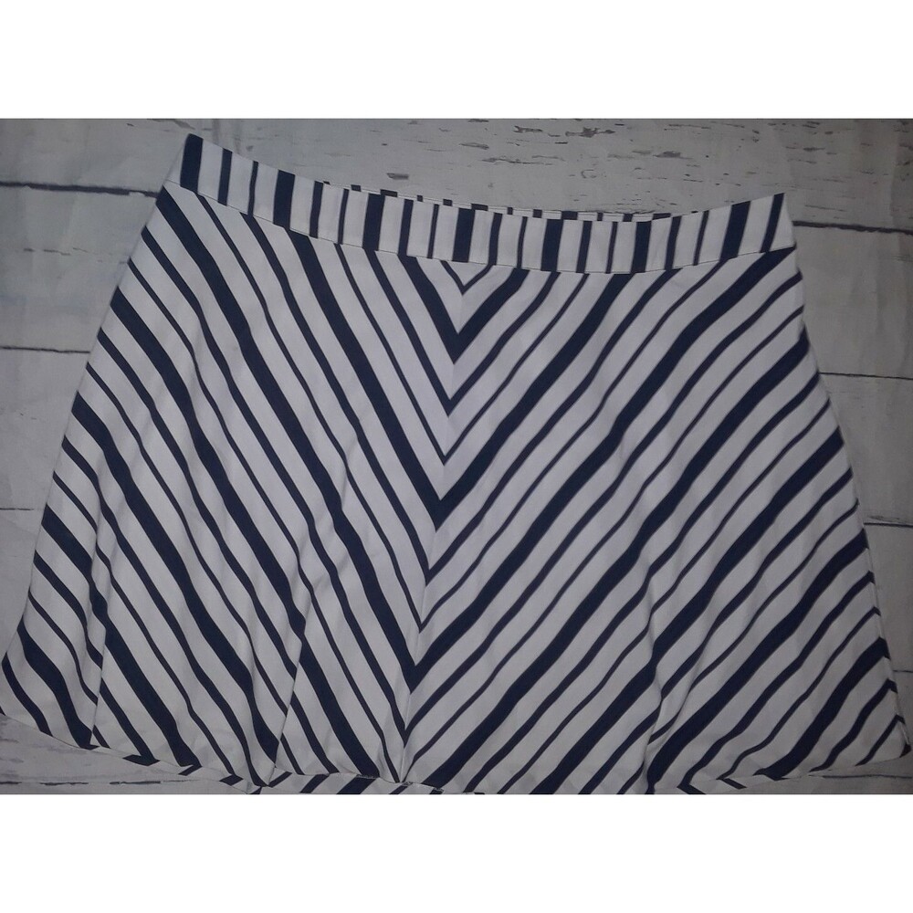 Lane Bryant White Navy Striped A-line Skirt Size 24